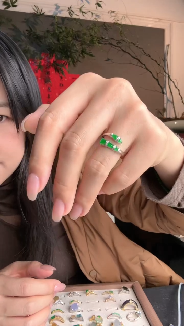 【闪购商品】定制翡翠18K金镶嵌绿随行切割面蛇戒指15#-aq-3600