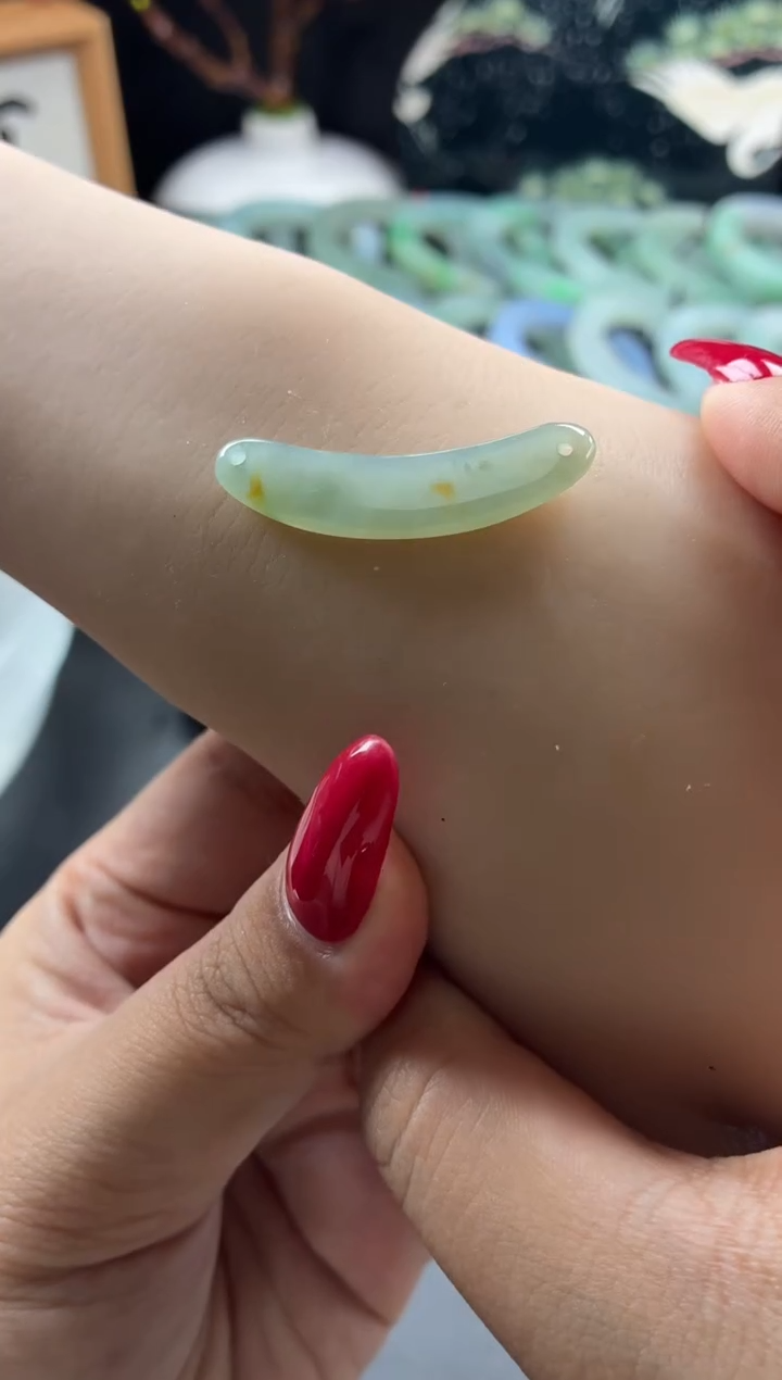 翡翠未镶嵌颈饰10号玉璜