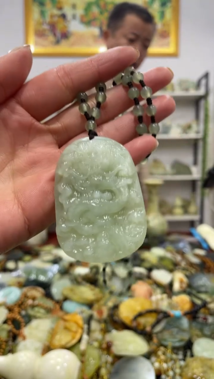 【闪购商品】岫玉吊坠未镶嵌           