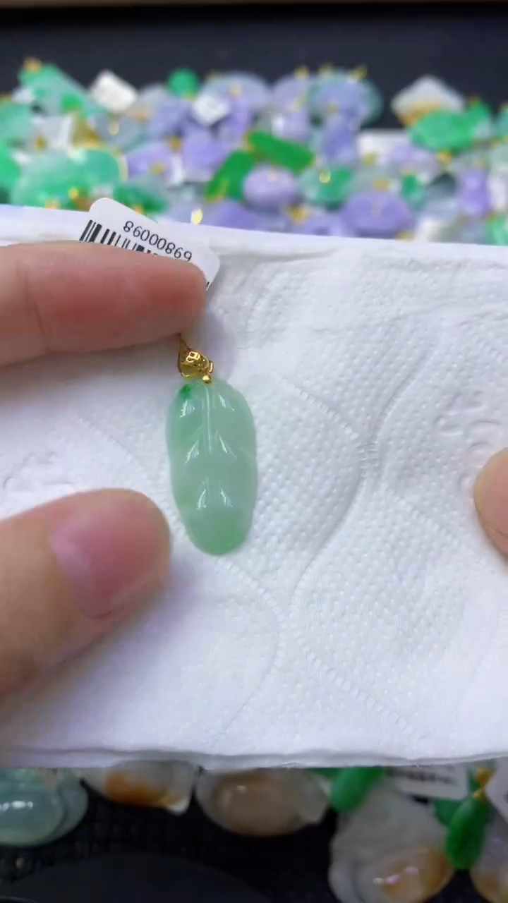 颈饰未镶嵌翡翠天然缅甸翡翠A货