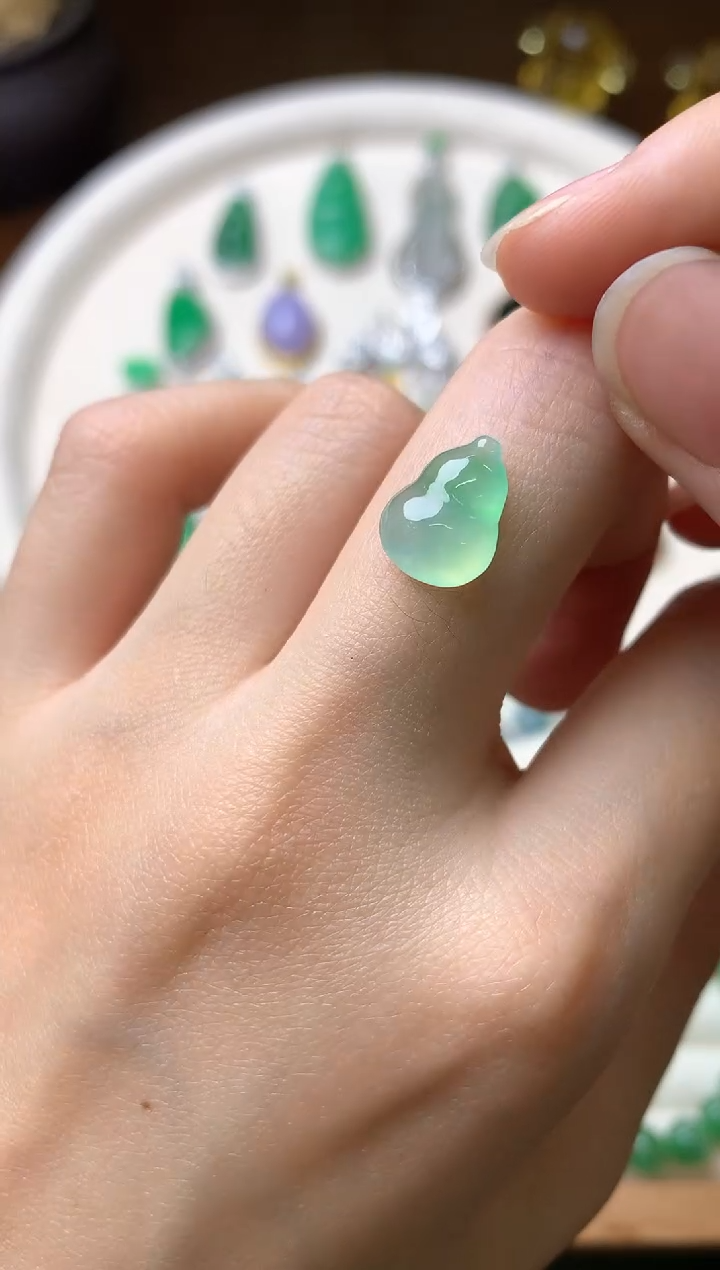 【闪购商品】定制翡翠未镶嵌裸石（镶嵌定制）