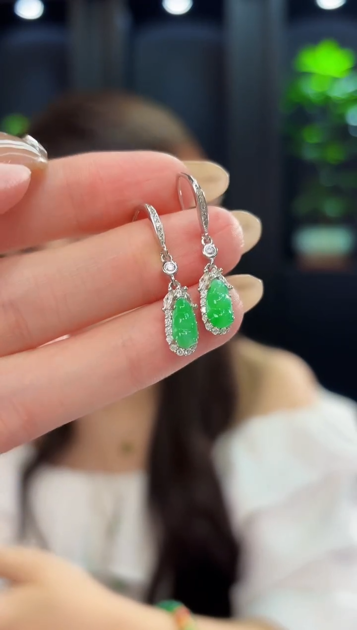 翡翠未镶嵌耳饰缅料A货/多样性发货/一件