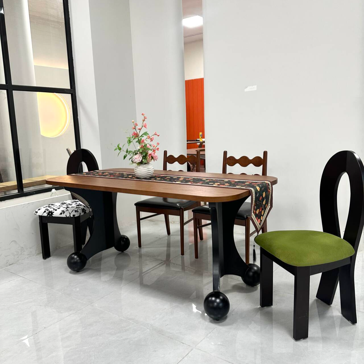 方形小户型家用黑色吃饭桌子长桌设计师法式中古风实木餐桌复古