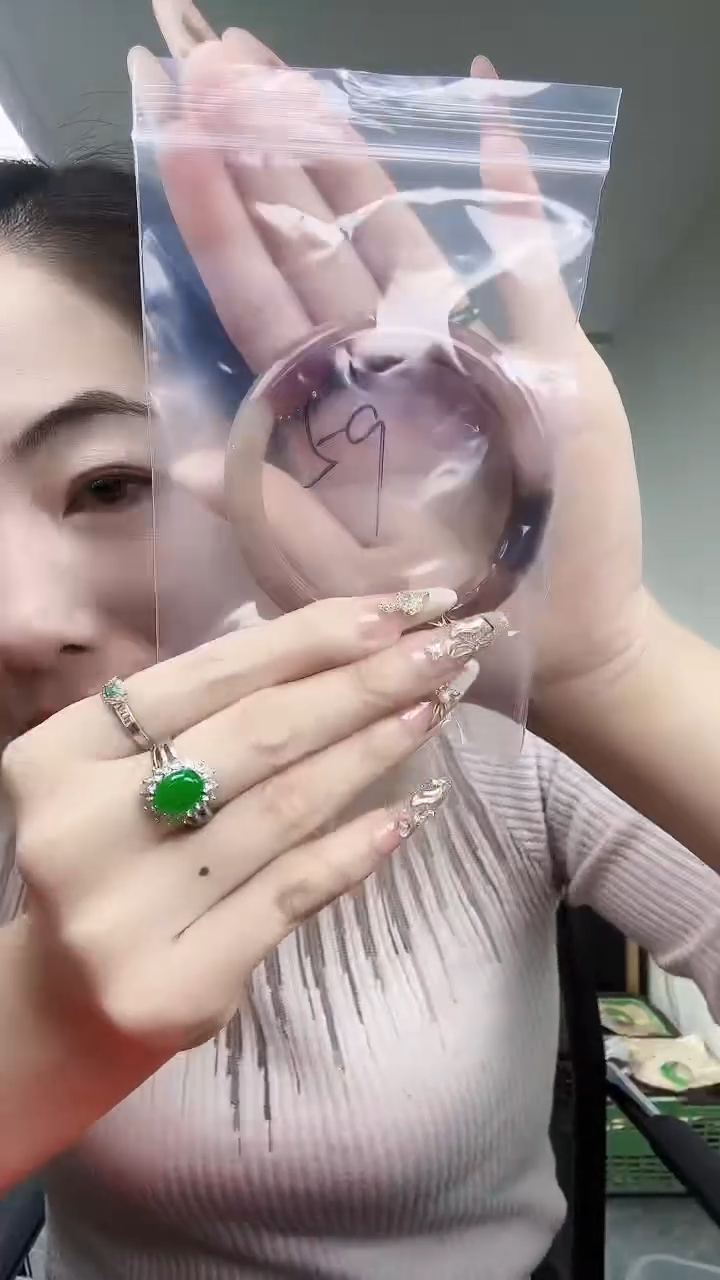 【闪购商品】石英质玉手镯未镶嵌金丝玉手镯60-61 圈口