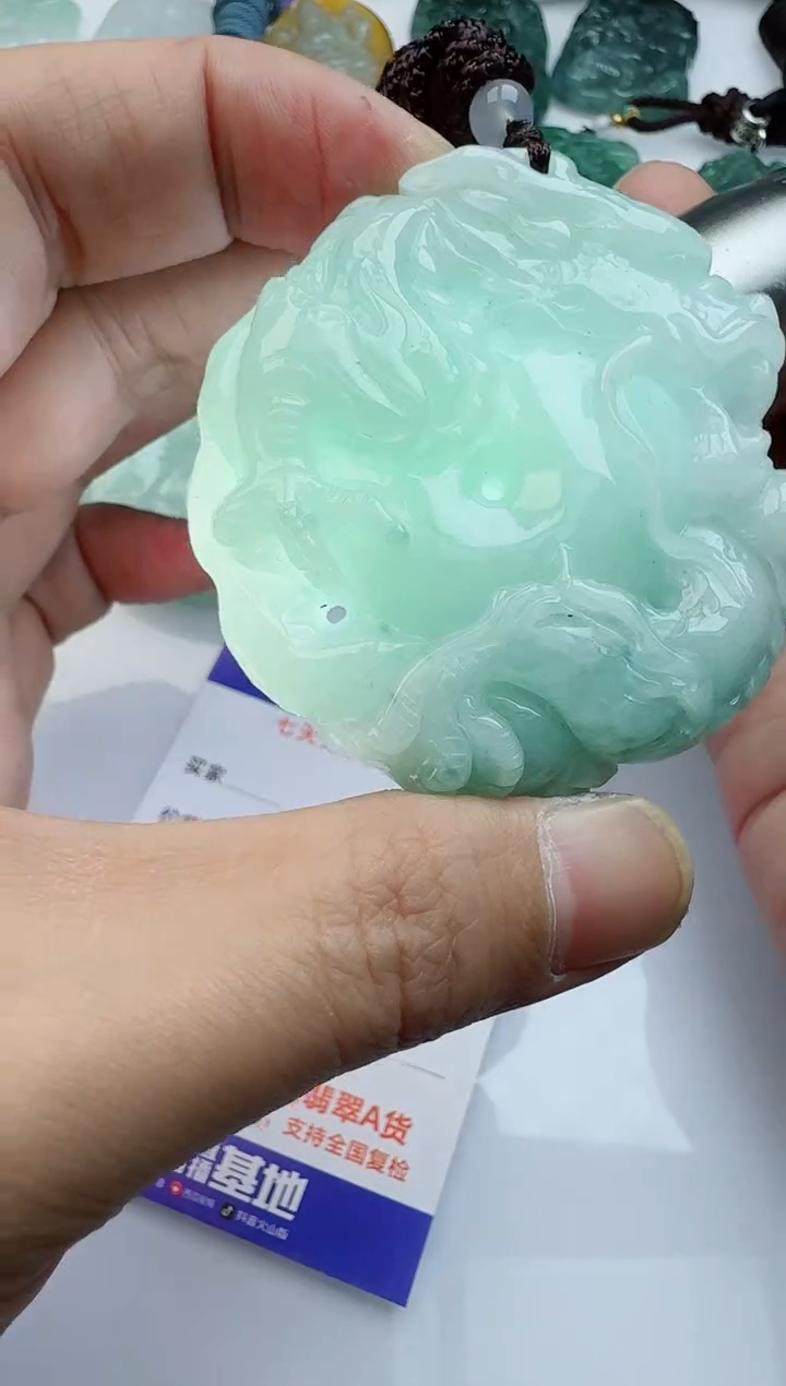 【闪购商品】翡翠颈饰未镶嵌111111111