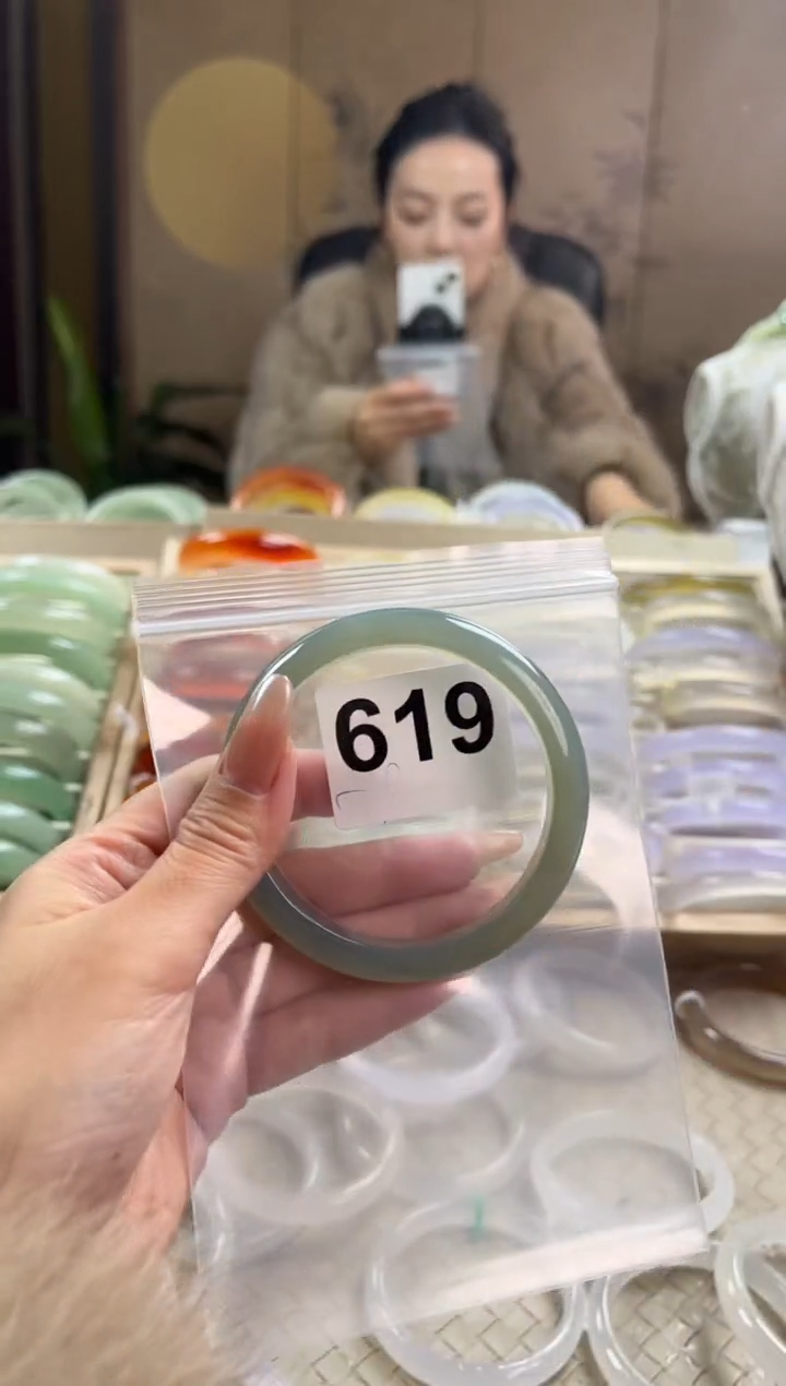 手镯玛瑙/玉髓未镶嵌619