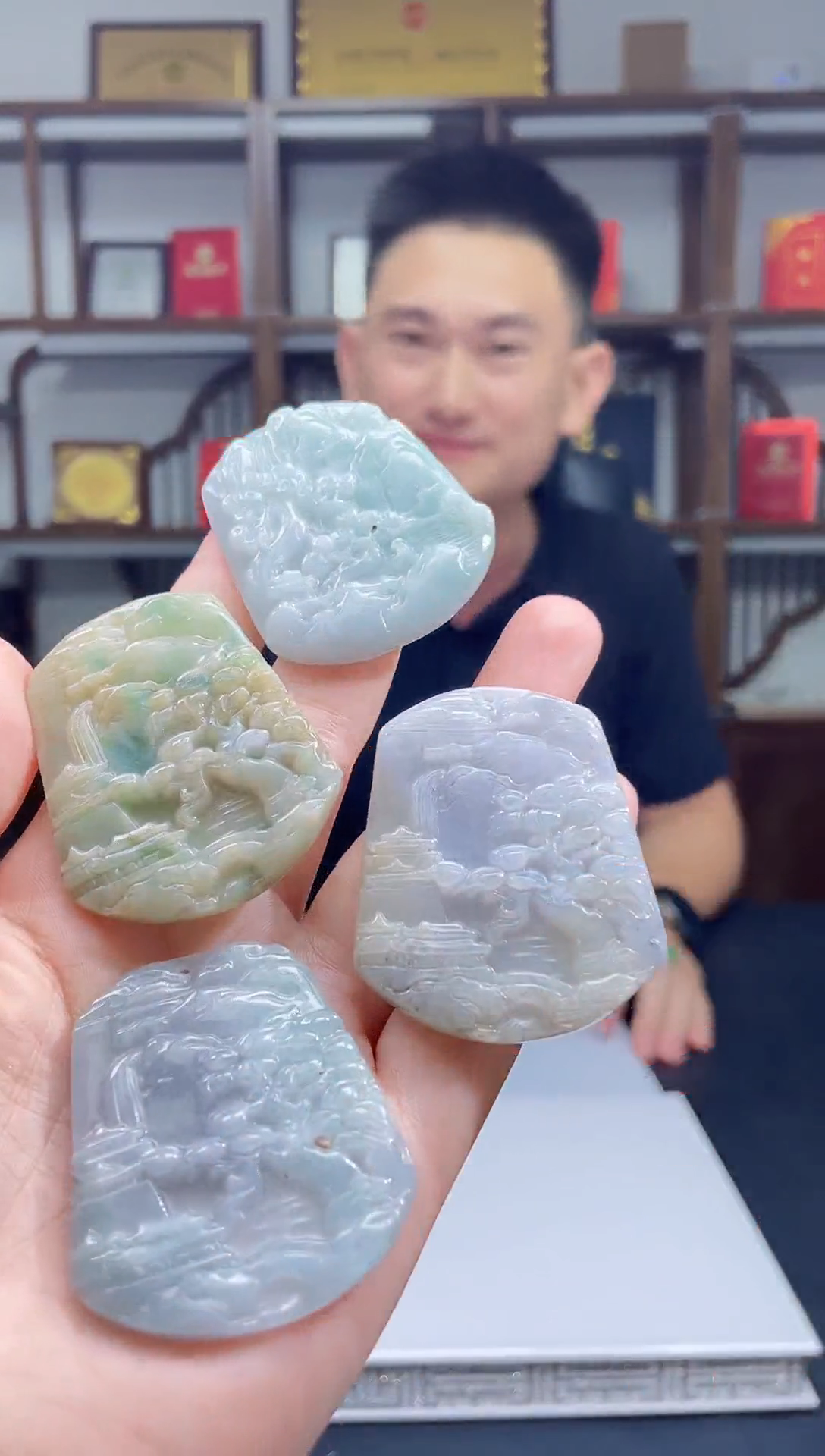 吊坠(赠链)未镶嵌翡翠天然A货翡翠多样性发其一JYZY-9.9/2-13
