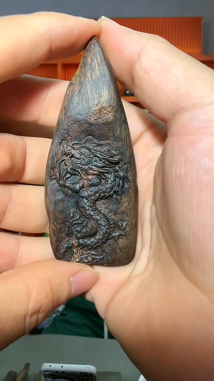 沉香吊坠129号红土生肖龙23g多样性发一