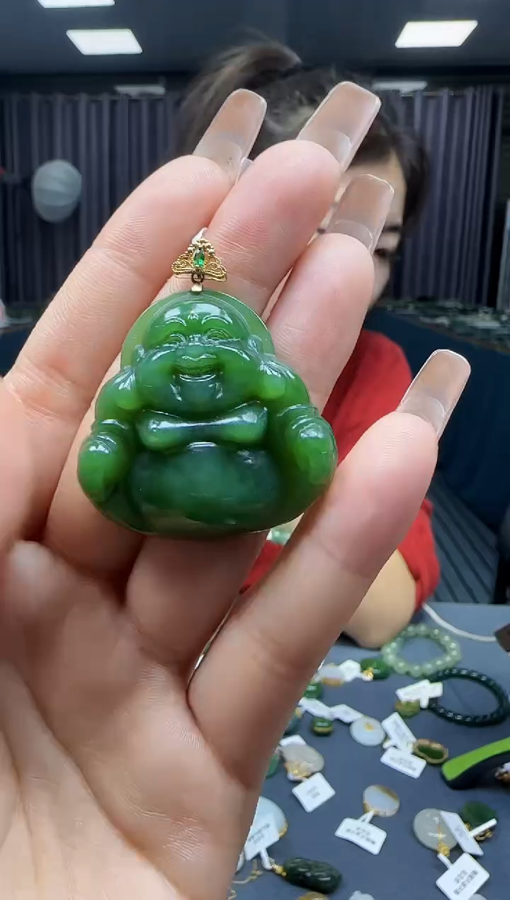 【闪购商品】和田玉挂件18K金镶嵌1