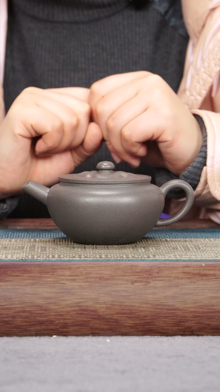 【闪购商品】紫砂茶壶天青泥 菱花