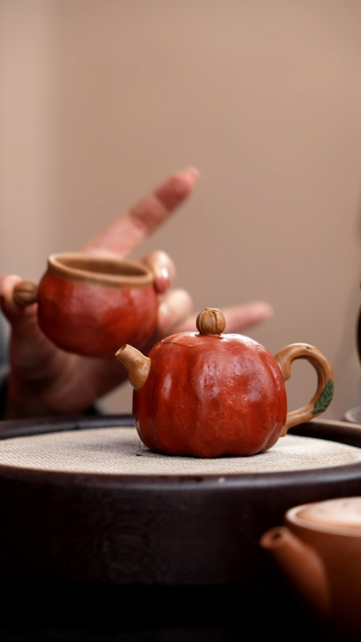 【闪购商品】紫砂茶壶朱泥粉浆石榴壶花器+杯  