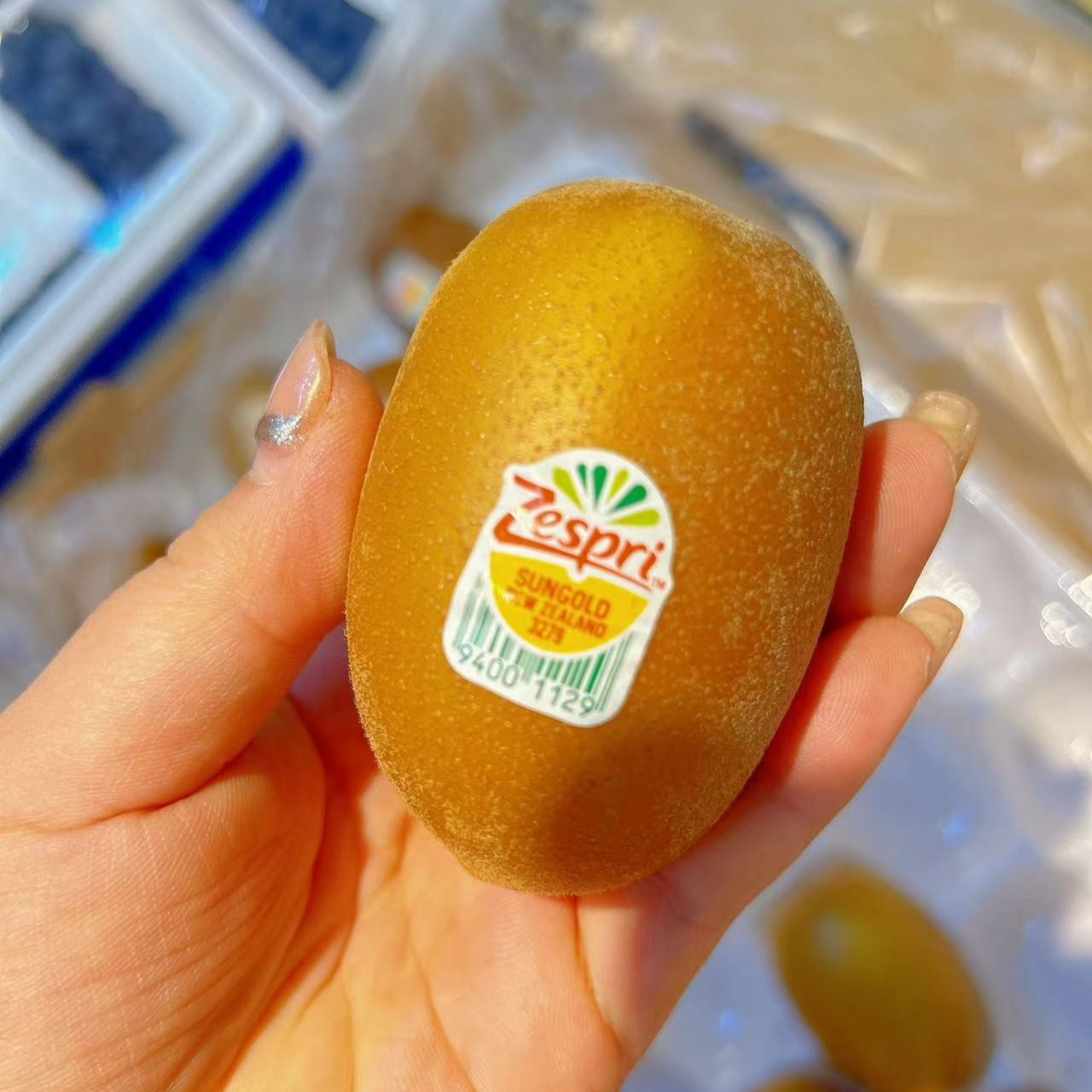 佳沛金果奇异果一个200g左右