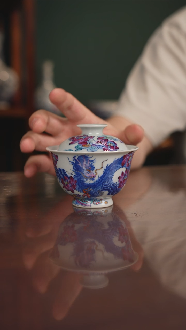 空山明月 青花斗彩