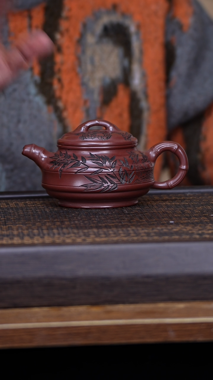 【闪购商品】紫砂茶壶4568791234564897