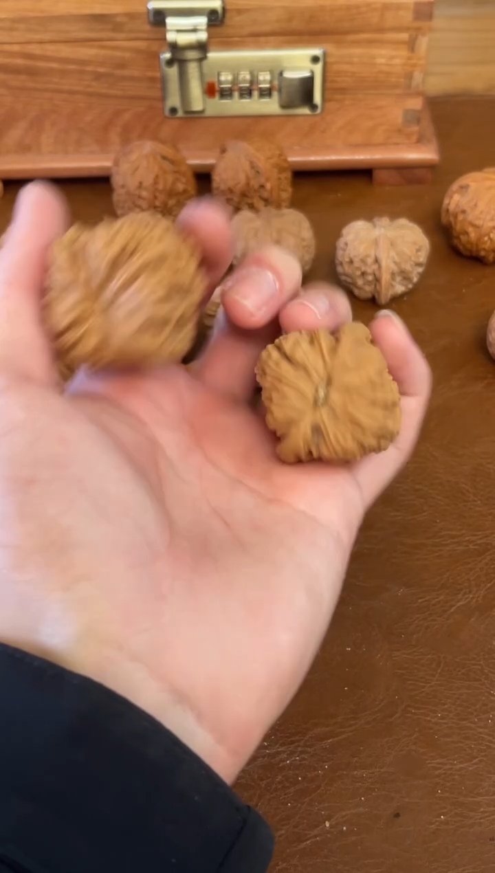 吊坠文玩核桃南疆石
