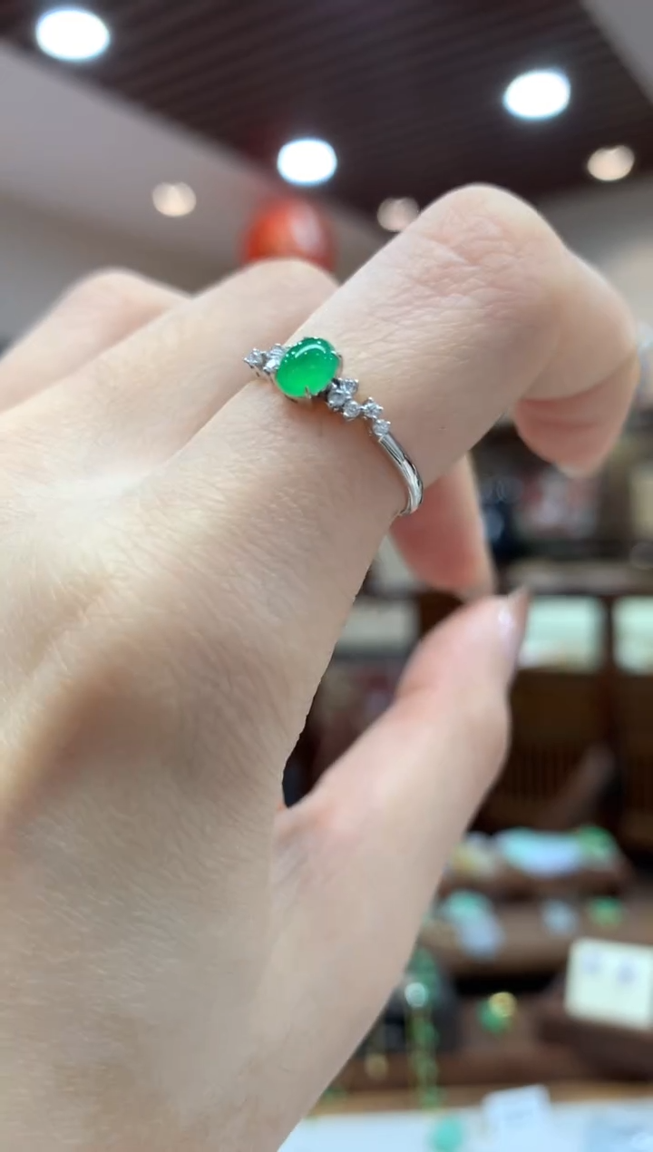 【闪购商品】翡翠戒指18K金镶嵌戒指