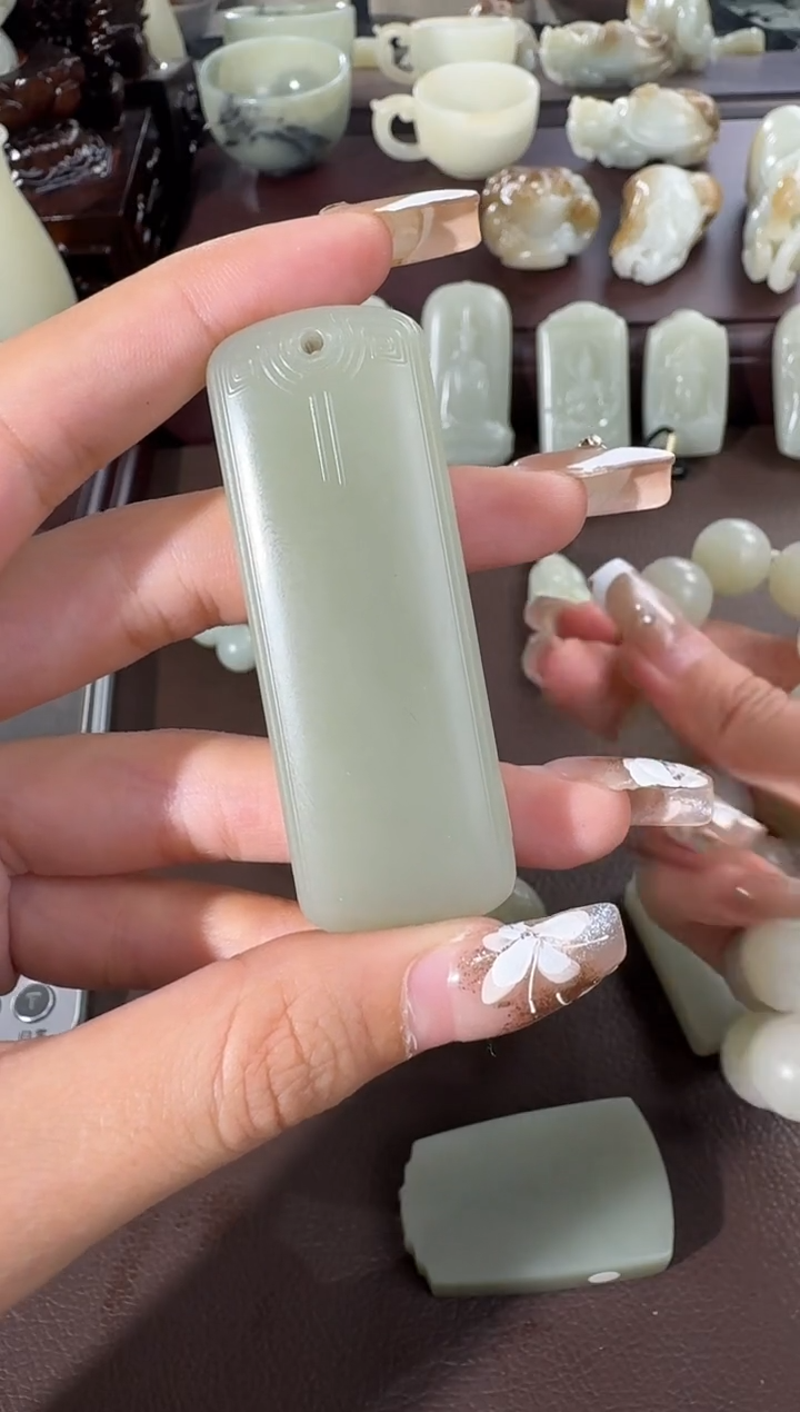 吊坠(不含链)未镶嵌和田玉九*生11