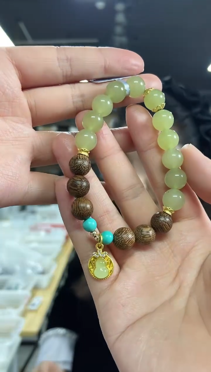 【闪购商品】和田玉手串未镶嵌多样性发其一颜色微差