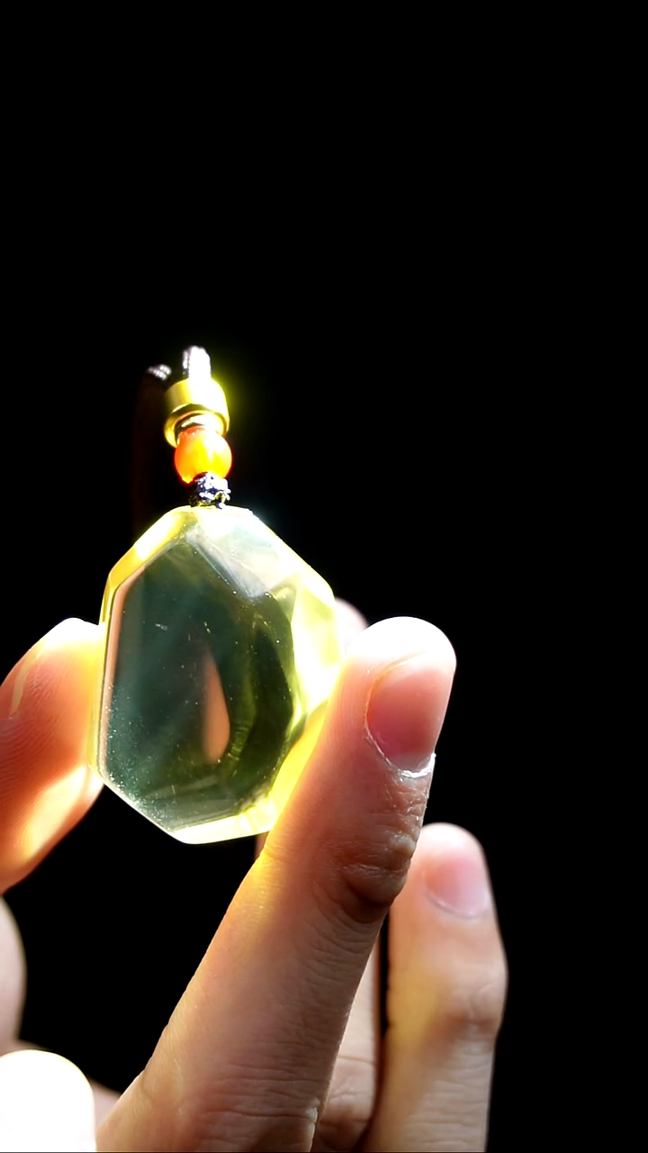 吊坠(赠链)未镶嵌水晶水晶