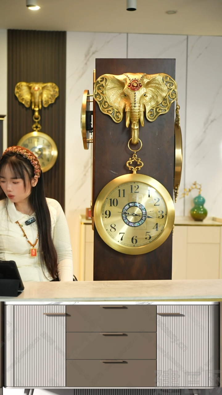 【闪购商品】有机玻璃黄铜挂钟