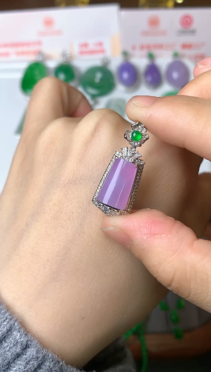 【闪购商品】翡翠戒指18K金镶嵌戒指