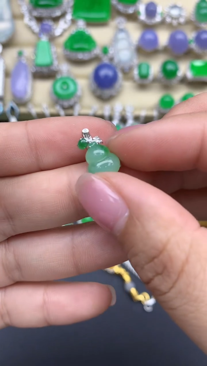 【闪购商品】翡翠颈饰18K金镶嵌179-中国好珍宝