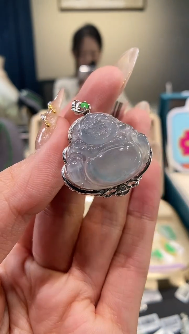 【闪购商品】翡翠吊坠(不含链)18K金镶嵌佛公