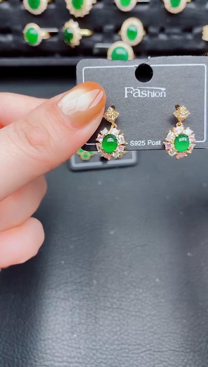 【闪购商品】翡翠耳饰银S925镶嵌天然a货翡翠187