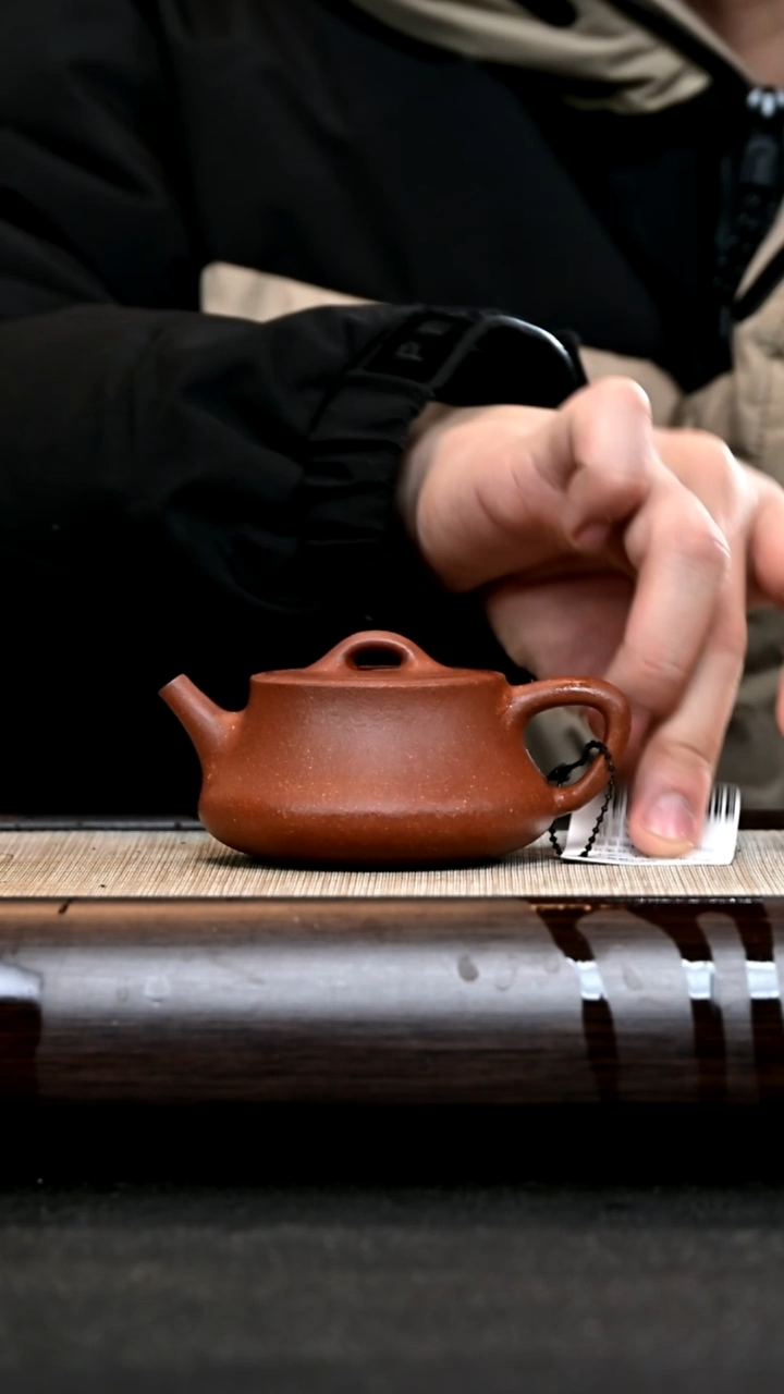 【闪购商品】紫砂茶壶DY12524 础瓢 红降坡