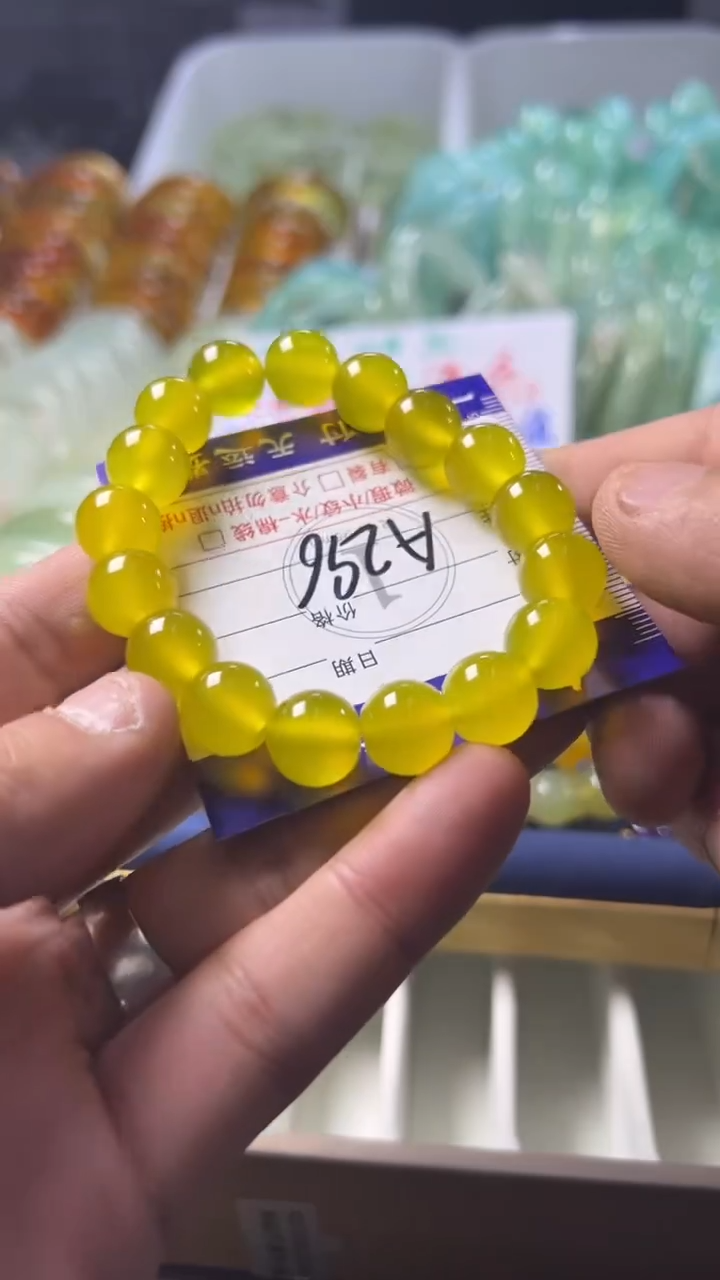 未镶嵌蛇纹石玉手镯1