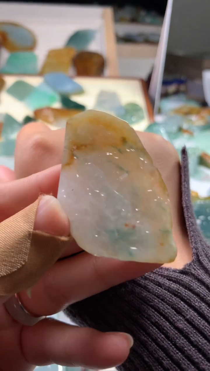 【闪购商品】翡翠颈饰未镶嵌吊坠