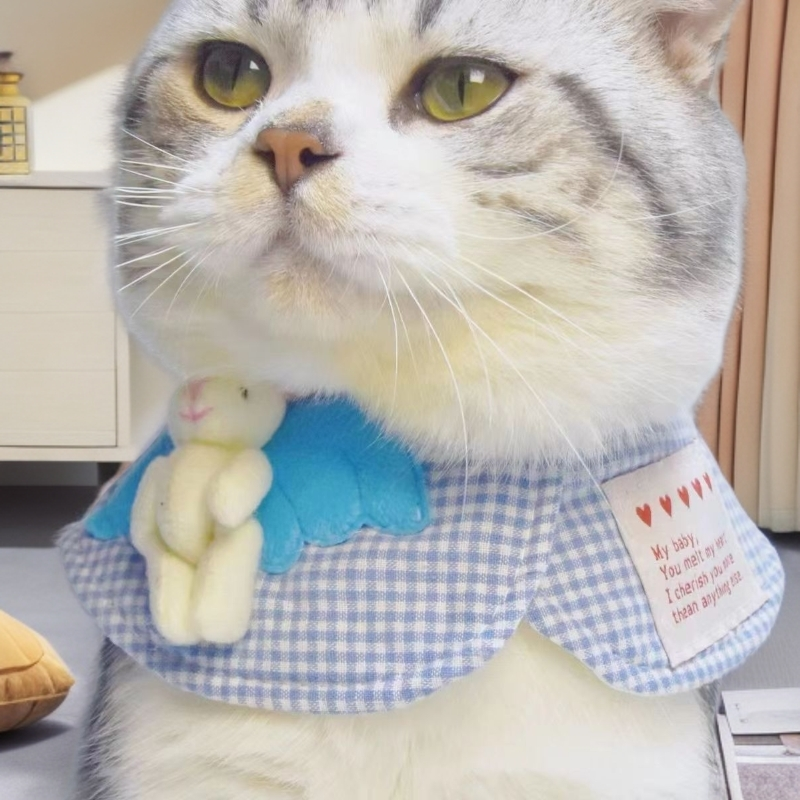 宠物围脖可爱口水巾猫咪狗狗拍照道具格子中小型犬ins风围脖宠物
