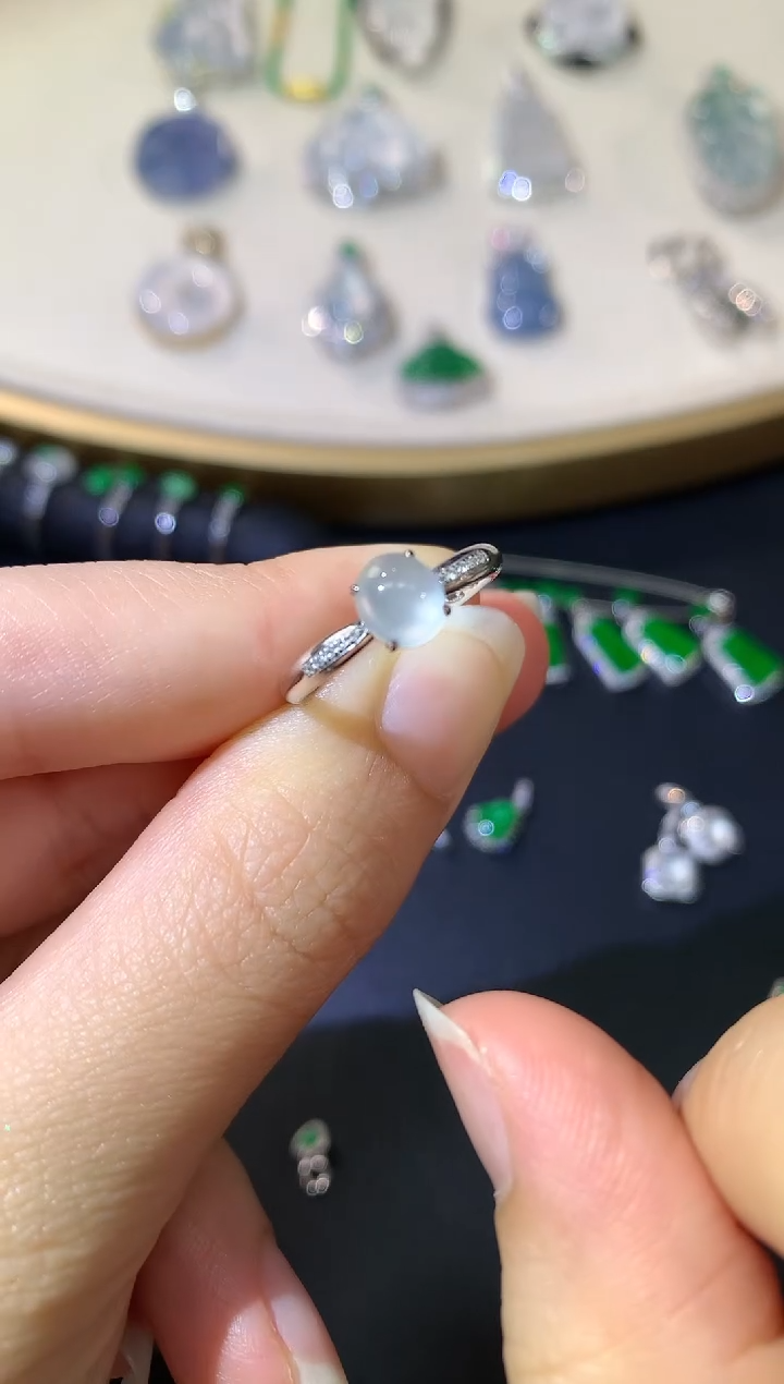 翡翠戒指18K金镶嵌A295|999