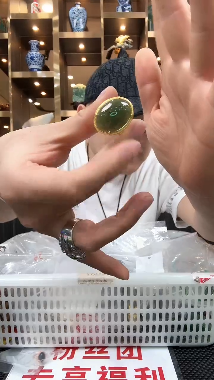 和田玉（糖玉）未镶嵌珠宝奇石和田玉戒指