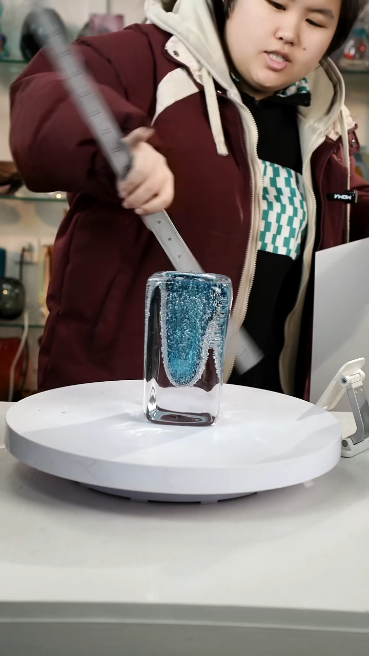 【闪购商品】琉璃【弘扬】高18轻奢琉璃花器正常手工痕迹