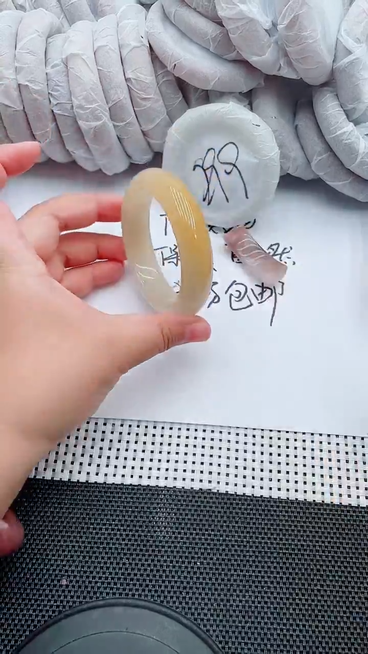 未镶嵌手镯石英质玉200-57-58