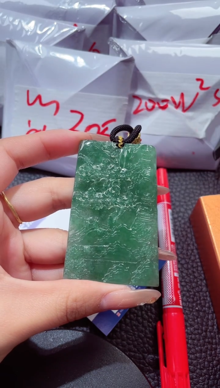 颈饰未镶嵌翡翠69