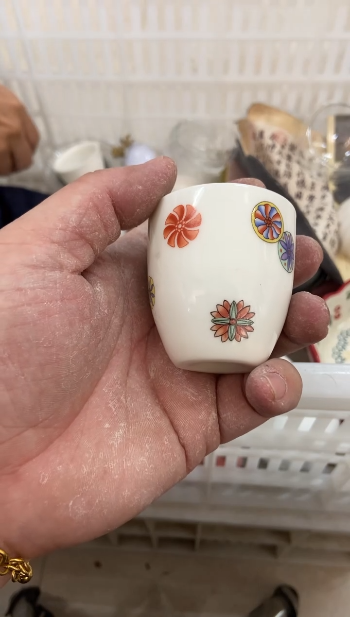 杯无运费险有瑕疵的摄影的产品有使用过的痕迹有点脏介意勿拍