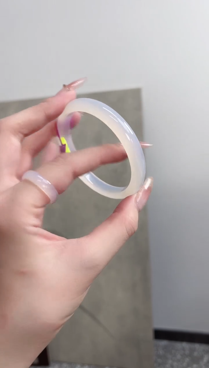 【闪购商品】玛瑙/玉髓手镯未镶嵌58-59圈 需要包容