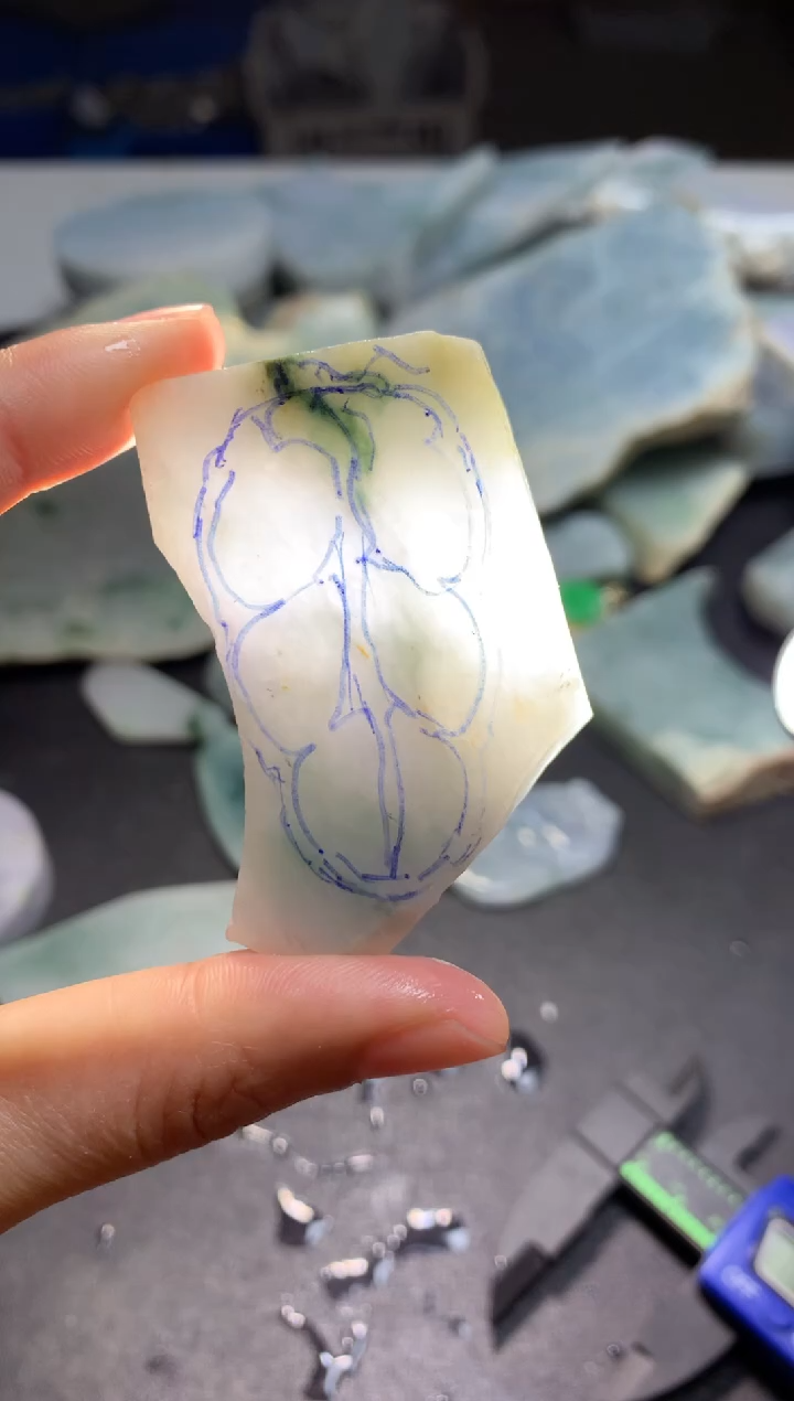 【闪购商品】翡翠颈饰未镶嵌料子