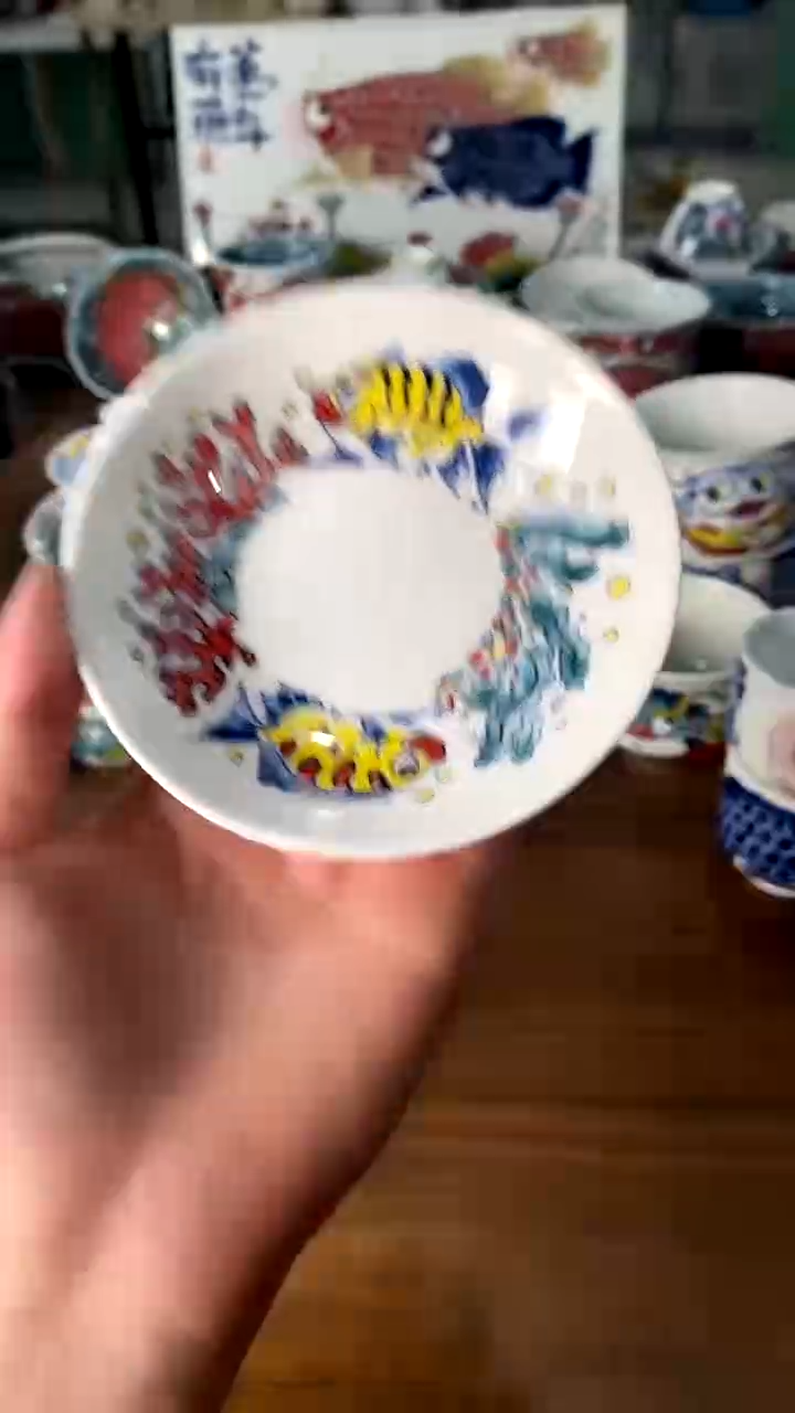昨明仓库福利  杯碟