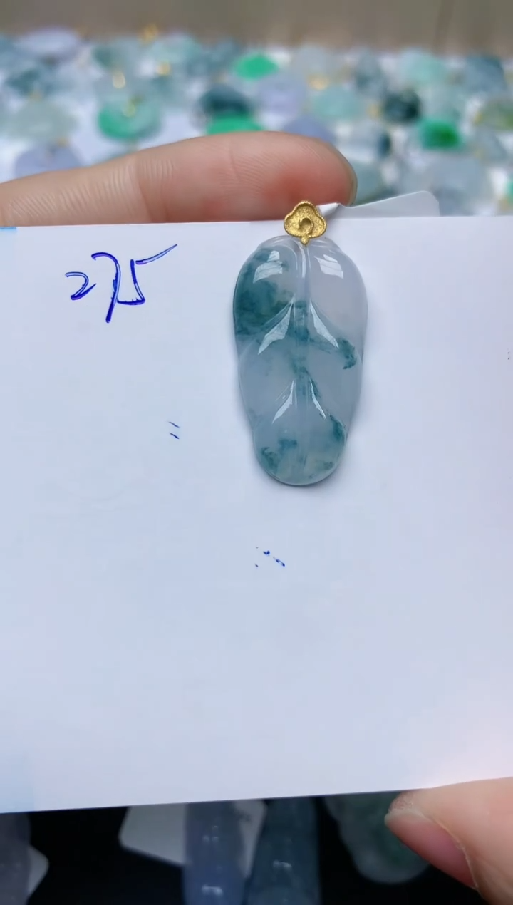 【闪购商品】翡翠颈饰18K金镶嵌天然翡翠A货    275