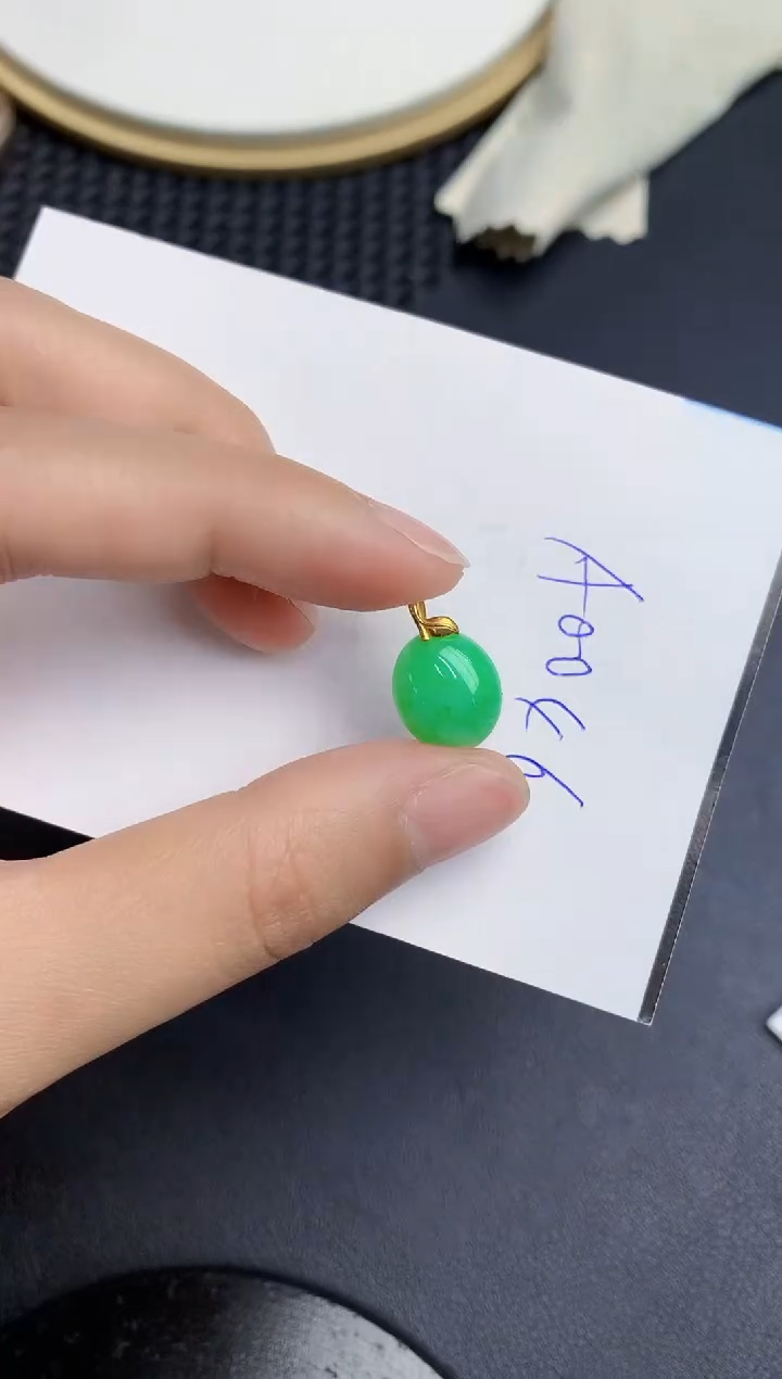 【闪购商品】翡翠颈饰18K金镶嵌000000000