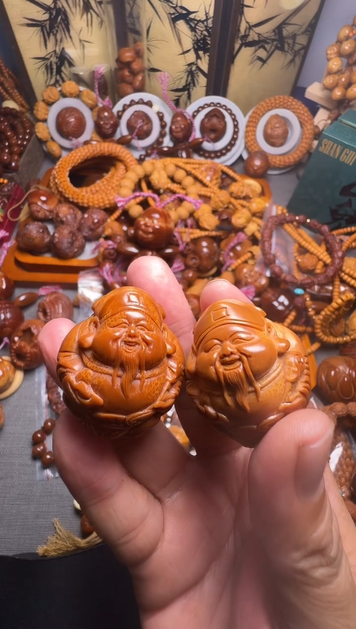 手串橄榄核财神一对