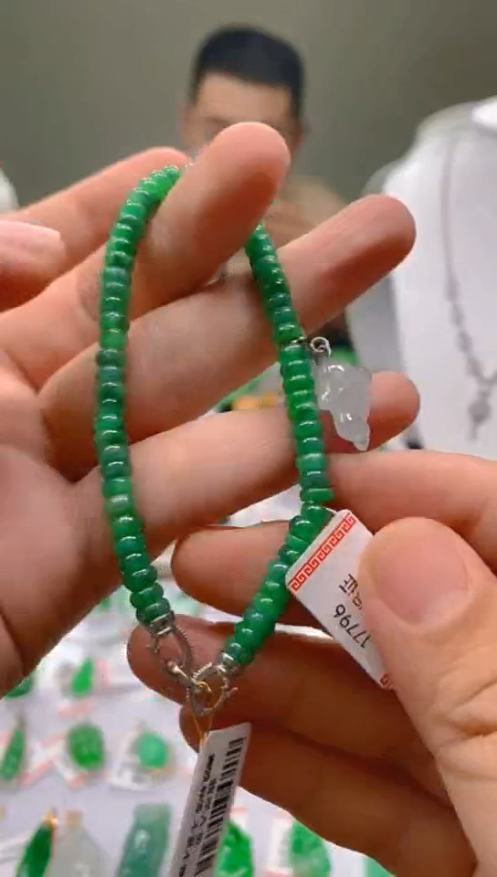 【闪购商品】翡翠颈饰未镶嵌新号开播，全场乱卖