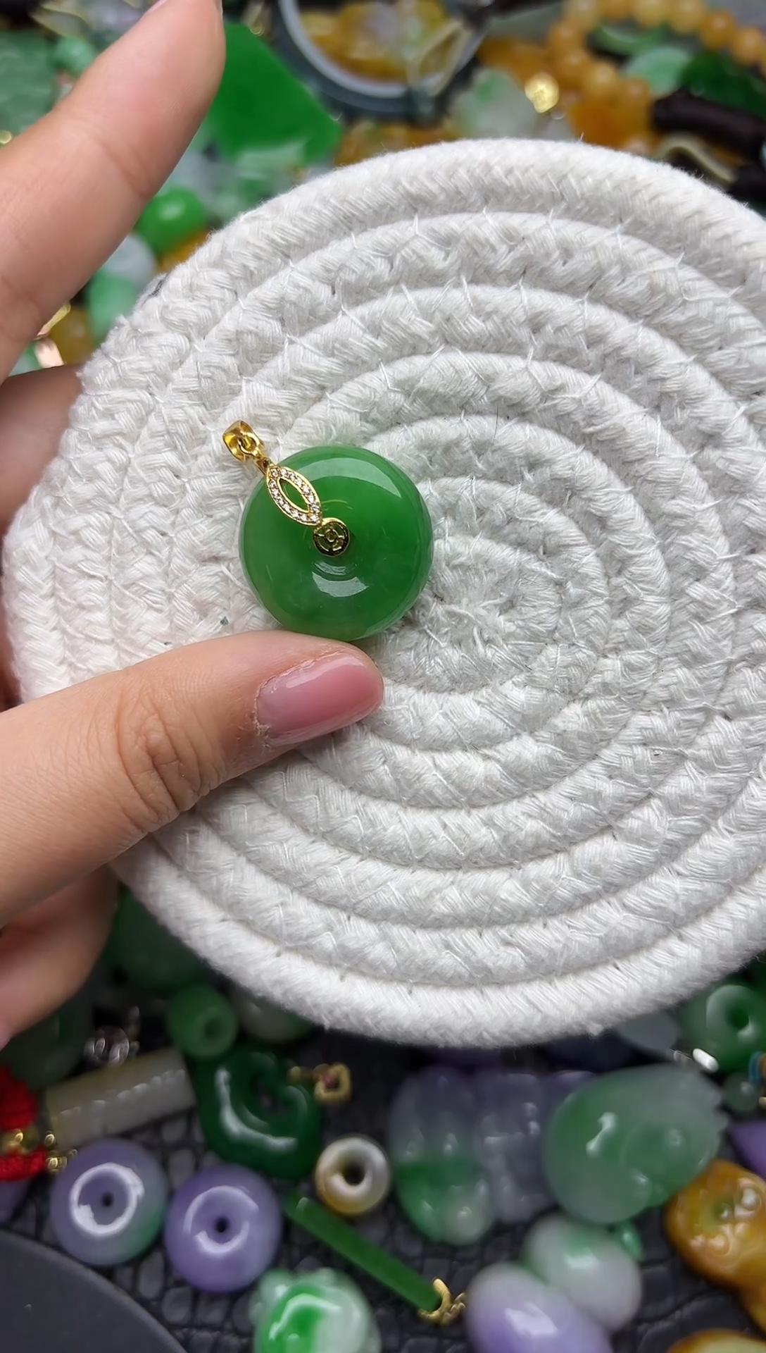 颈饰未镶嵌翡翠陆缅甸翡翠吊坠