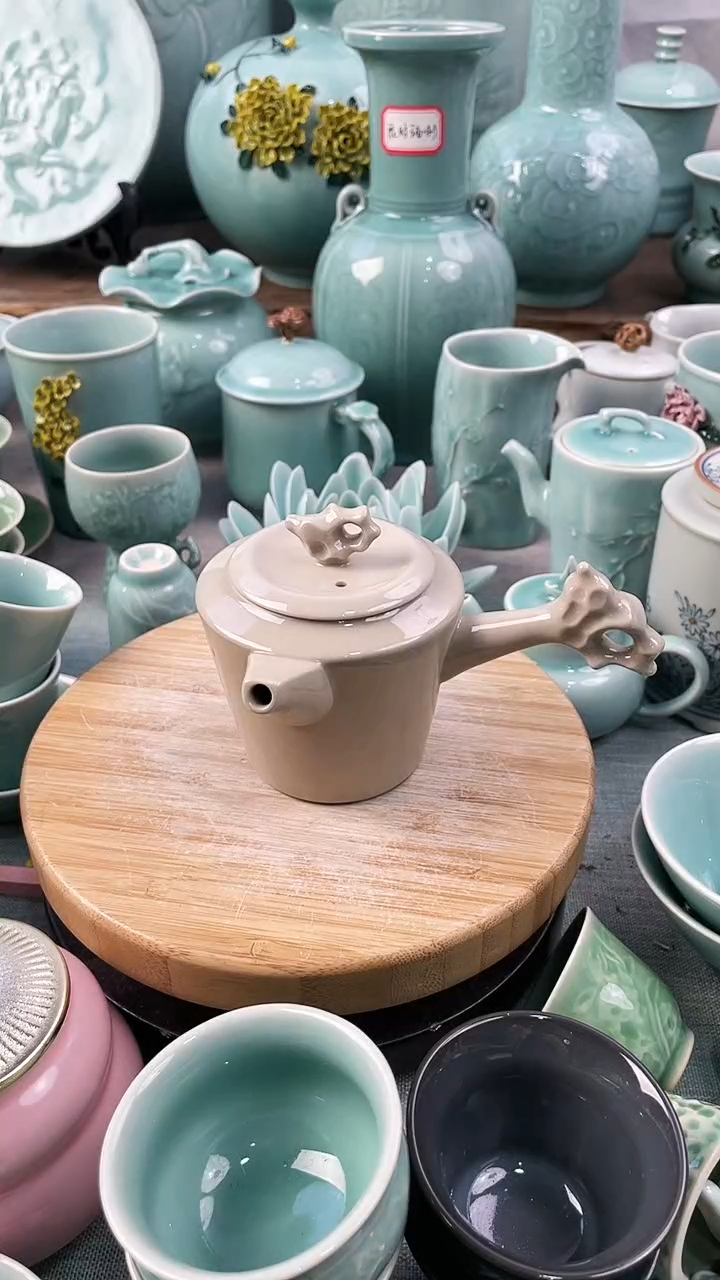 【闪购商品】特价 微瑕 慧仙青瓷