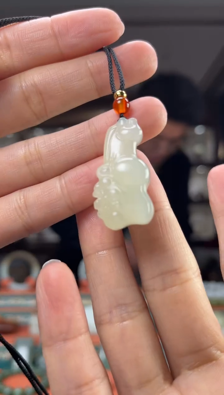 【闪购商品】和田玉颈饰未镶嵌1