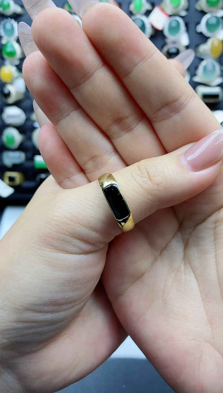 【闪购商品】翡翠戒指18K金镶嵌天然翡翠男戒