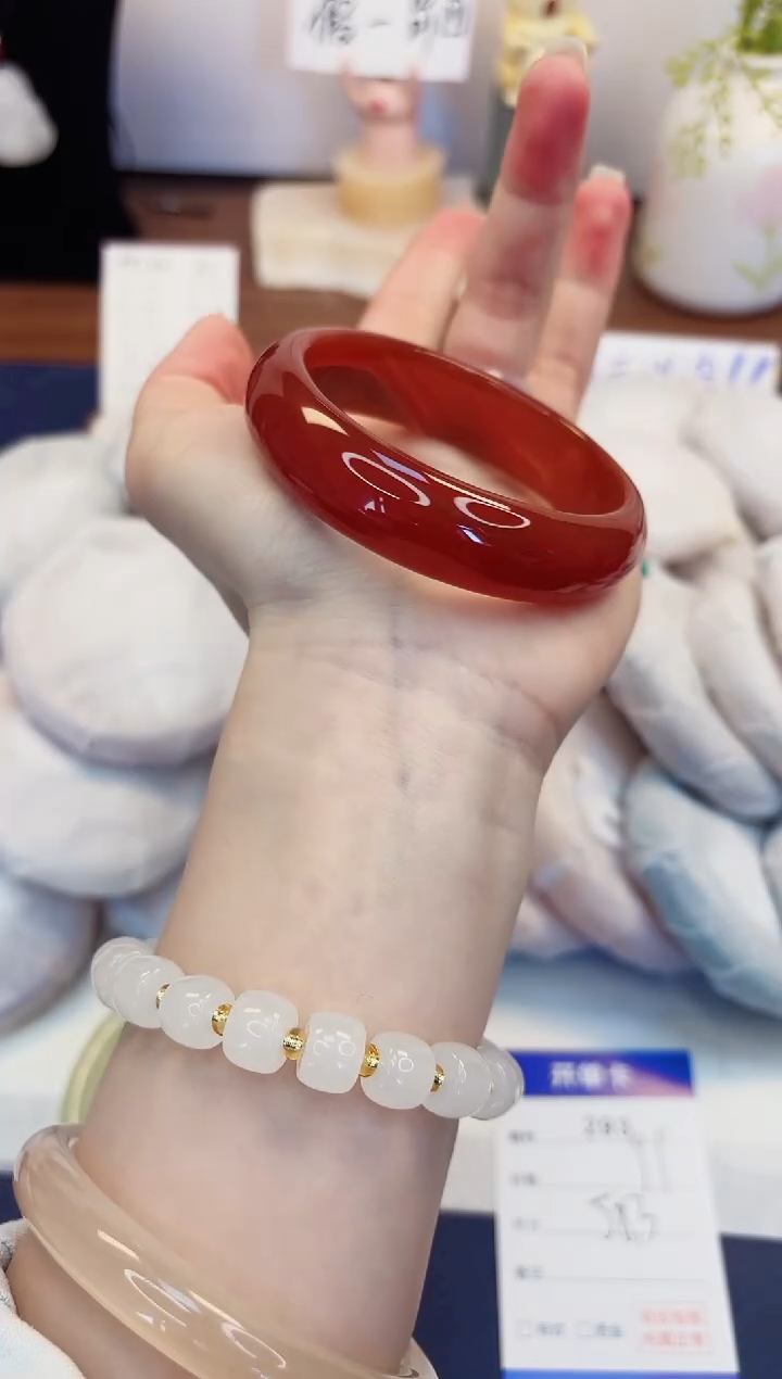 【闪购商品】石英质玉手镯未镶嵌293-玛瑙-圈口58